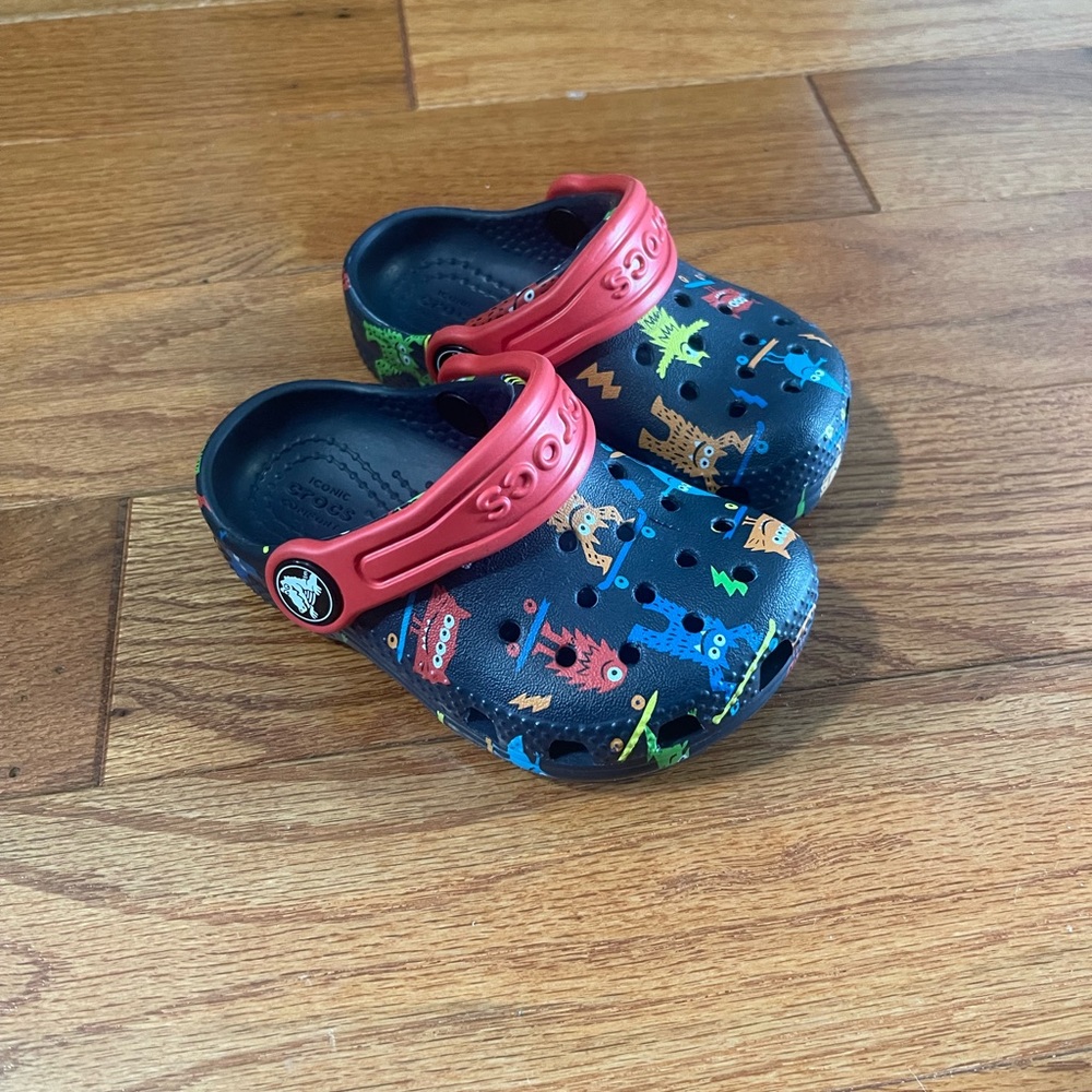 Crocs- Navy Blue/Red “Monster” Crocs- Size 5 (toddler)